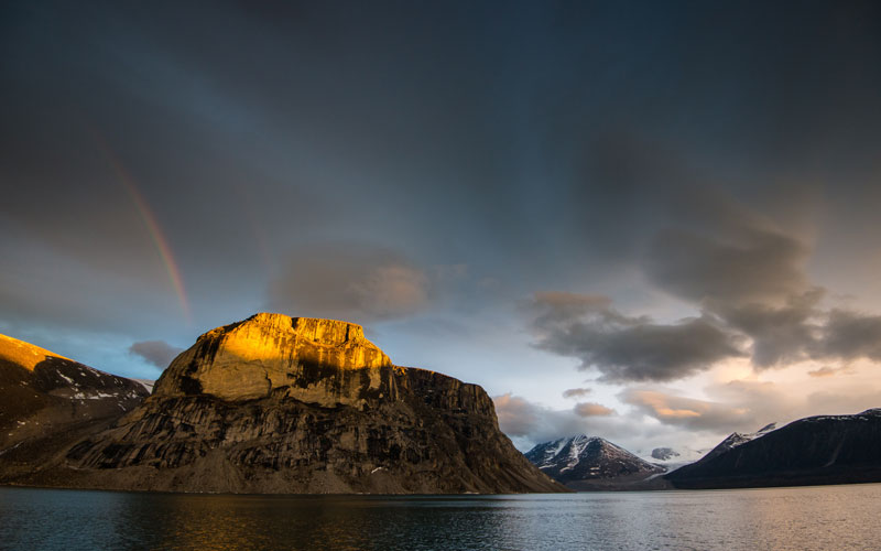 Baffin Island picture with Rainbow